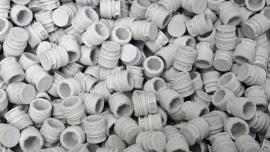 Otomotiv İçin Plastik Enjeksiyon Makinesi: Seçim, Tonaj ve Kalite Standartları