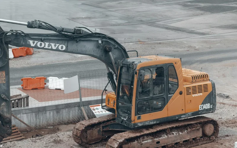 Hyundai Paletli Ekskavatör Modelleri: İnşaat ve Kazı İşlerin — görsel 1